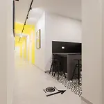Cool , Hostel *