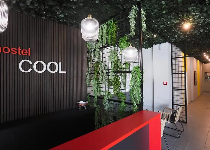 Cool , ホステル *